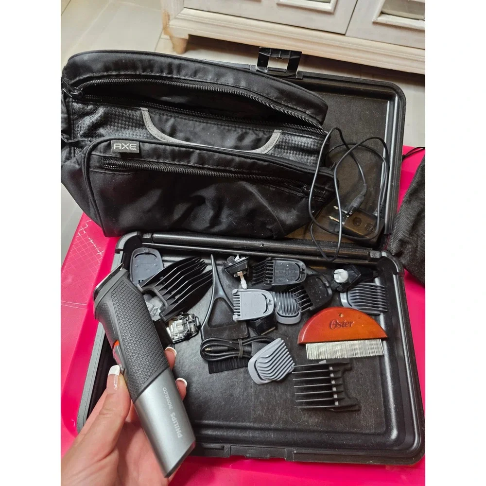 Philips Norelco Multigroom 5000 MG5700 Mens‎ Trimmer Set with Case and Axe Bag